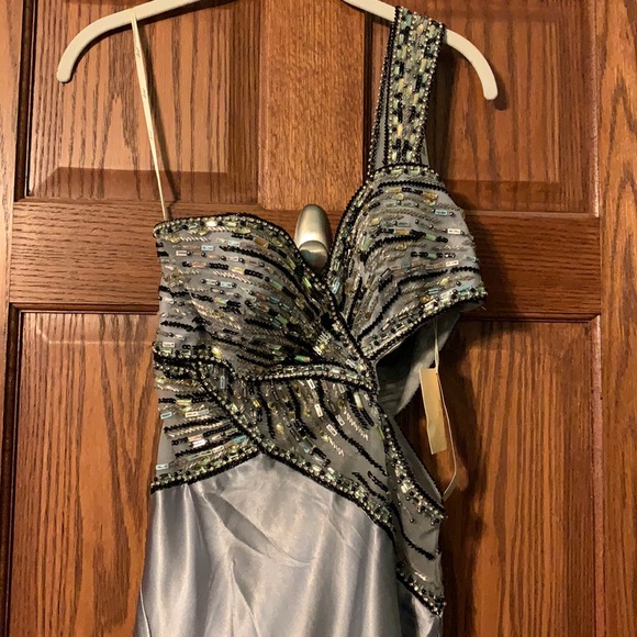 NWT Jasz Couture evening/prom dress - Picture 5 of 14